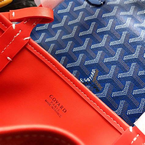 王菲的經典造型：「跨時代」穿衣哲學竟成 Goyard 活招牌，一款 